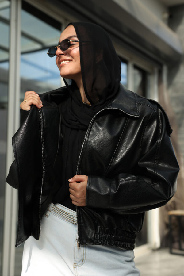 Black Funlle Neck Jacket